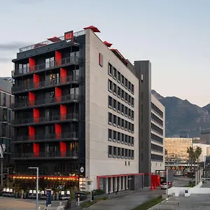 Radisson Red V&a Waterfront **** Cape Town
