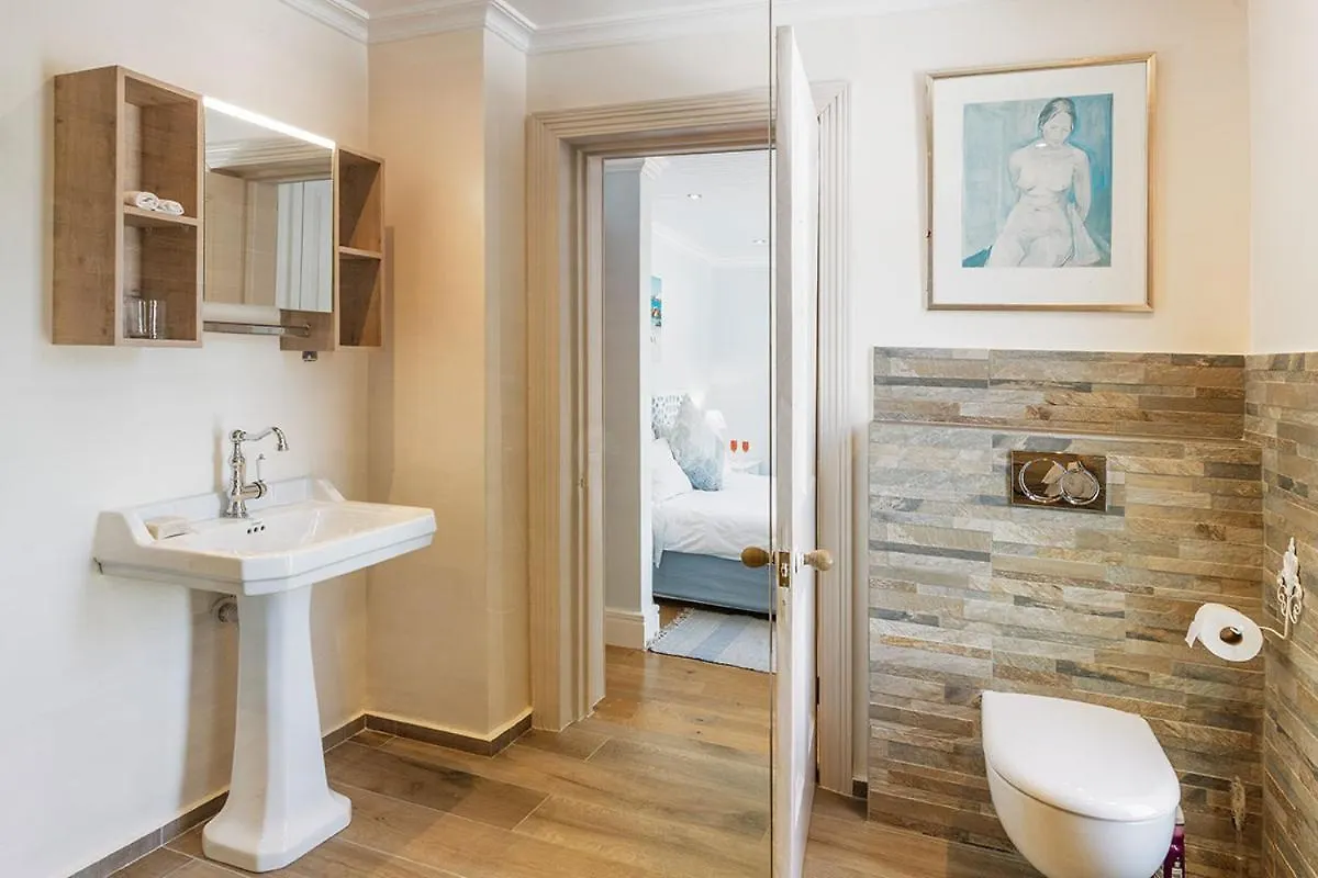 Villa Bianca B & B 3*, Cape Town